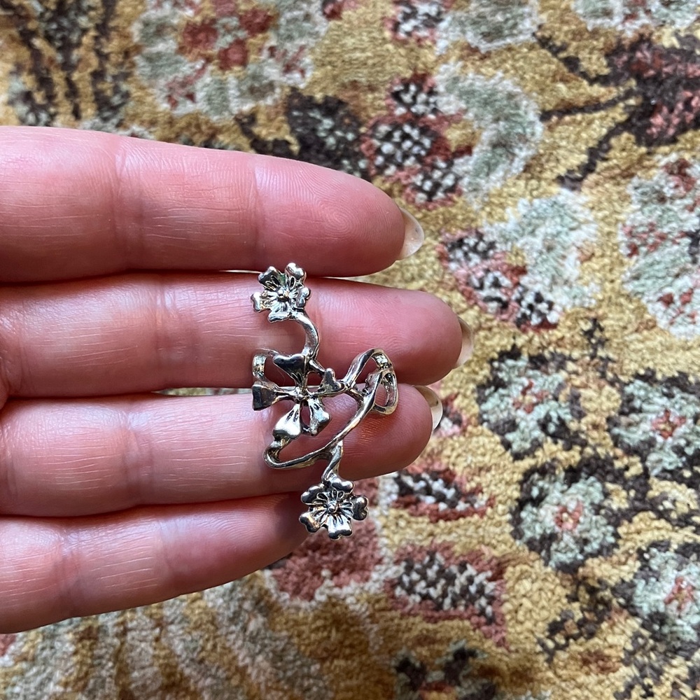 Floral Silver Ring